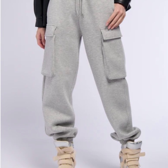 AKIRA Pants - Paxton (AKIRA) Gray Cargo Joggers (Size M)